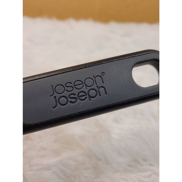 Joseph Joseph Black Scoop Plus Large Colander - Picture 2 of 4